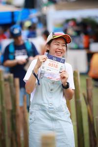 BIB: 6518
                            <button type="button" onclick="openModal(18958401)" class="btn btn-primary btn-sm float-right btn-popup" data-toggle="modal" data-target=".modal-high-quality">
                        <i class="fas fa-shopping-cart"></i> Add to Cart
                    </button>
                                            <button type="button" onclick="isThisMe(18958401, true)" class="btn btn-success btn-sm float-right btn-popup btn-isme hidden" data-toggle="tooltip" data-placement="bottom" title="นี่คือรูปของคุณใช่ไหม คลิกที่นี่เพื่อเอาเข้าอัลบั้ม">
                        <i class="fas fa-plus"></i> Add to album
                    </button>
                    <button type="button" onclick="isThisMe(18958401, false)" class="btn btn-warning btn-sm float-right btn-popup btn-isnotme hidden">
                        <i class="fas fa-ban"></i> Remove from album
                    </button>