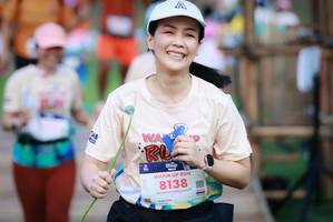 BIB: 8138
                            <button type="button" onclick="openModal(18957522)" class="btn btn-primary btn-sm float-right btn-popup" data-toggle="modal" data-target=".modal-high-quality">
                        <i class="fas fa-shopping-cart"></i> Add to Cart
                    </button>
                                            <button type="button" onclick="isThisMe(18957522, true)" class="btn btn-success btn-sm float-right btn-popup btn-isme hidden" data-toggle="tooltip" data-placement="bottom" title="นี่คือรูปของคุณใช่ไหม คลิกที่นี่เพื่อเอาเข้าอัลบั้ม">
                        <i class="fas fa-plus"></i> Add to album
                    </button>
                    <button type="button" onclick="isThisMe(18957522, false)" class="btn btn-warning btn-sm float-right btn-popup btn-isnotme hidden">
                        <i class="fas fa-ban"></i> Remove from album
                    </button>