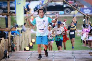 BIB: 400, 8072
                            <button type="button" onclick="openModal(18950507)" class="btn btn-primary btn-sm float-right btn-popup" data-toggle="modal" data-target=".modal-high-quality">
                        <i class="fas fa-shopping-cart"></i> Add to Cart
                    </button>
                                            <button type="button" onclick="isThisMe(18950507, true)" class="btn btn-success btn-sm float-right btn-popup btn-isme hidden" data-toggle="tooltip" data-placement="bottom" title="นี่คือรูปของคุณใช่ไหม คลิกที่นี่เพื่อเอาเข้าอัลบั้ม">
                        <i class="fas fa-plus"></i> Add to album
                    </button>
                    <button type="button" onclick="isThisMe(18950507, false)" class="btn btn-warning btn-sm float-right btn-popup btn-isnotme hidden">
                        <i class="fas fa-ban"></i> Remove from album
                    </button>