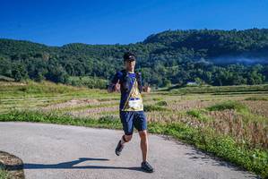 BIB: 220
                            <button type="button" onclick="openModal(18985509)" class="btn btn-primary btn-sm float-right btn-popup" data-toggle="modal" data-target=".modal-high-quality">
                        <i class="fas fa-shopping-cart"></i> Add to Cart
                    </button>
                                            <button type="button" onclick="isThisMe(18985509, true)" class="btn btn-success btn-sm float-right btn-popup btn-isme hidden" data-toggle="tooltip" data-placement="bottom" title="นี่คือรูปของคุณใช่ไหม คลิกที่นี่เพื่อเอาเข้าอัลบั้ม">
                        <i class="fas fa-plus"></i> Add to album
                    </button>
                    <button type="button" onclick="isThisMe(18985509, false)" class="btn btn-warning btn-sm float-right btn-popup btn-isnotme hidden">
                        <i class="fas fa-ban"></i> Remove from album
                    </button>