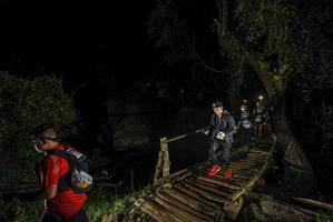 BIB: 
                            <button type="button" onclick="openModal(18959736)" class="btn btn-primary btn-sm float-right btn-popup" data-toggle="modal" data-target=".modal-high-quality">
                        <i class="fas fa-shopping-cart"></i> Add to Cart
                    </button>
                                            <button type="button" onclick="isThisMe(18959736, true)" class="btn btn-success btn-sm float-right btn-popup btn-isme hidden" data-toggle="tooltip" data-placement="bottom" title="นี่คือรูปของคุณใช่ไหม คลิกที่นี่เพื่อเอาเข้าอัลบั้ม">
                        <i class="fas fa-plus"></i> Add to album
                    </button>
                    <button type="button" onclick="isThisMe(18959736, false)" class="btn btn-warning btn-sm float-right btn-popup btn-isnotme hidden">
                        <i class="fas fa-ban"></i> Remove from album
                    </button>