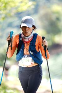 BIB: 195
                            <button type="button" onclick="openModal(19077575)" class="btn btn-primary btn-sm float-right btn-popup" data-toggle="modal" data-target=".modal-high-quality">
                        <i class="fas fa-shopping-cart"></i> Add to Cart
                    </button>
                                            <button type="button" onclick="isThisMe(19077575, true)" class="btn btn-success btn-sm float-right btn-popup btn-isme hidden" data-toggle="tooltip" data-placement="bottom" title="นี่คือรูปของคุณใช่ไหม คลิกที่นี่เพื่อเอาเข้าอัลบั้ม">
                        <i class="fas fa-plus"></i> Add to album
                    </button>
                    <button type="button" onclick="isThisMe(19077575, false)" class="btn btn-warning btn-sm float-right btn-popup btn-isnotme hidden">
                        <i class="fas fa-ban"></i> Remove from album
                    </button>