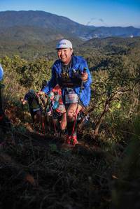 BIB: 980
                            <button type="button" onclick="openModal(19104613)" class="btn btn-primary btn-sm float-right btn-popup" data-toggle="modal" data-target=".modal-high-quality">
                        <i class="fas fa-shopping-cart"></i> Add to Cart
                    </button>
                                            <button type="button" onclick="isThisMe(19104613, true)" class="btn btn-success btn-sm float-right btn-popup btn-isme hidden" data-toggle="tooltip" data-placement="bottom" title="นี่คือรูปของคุณใช่ไหม คลิกที่นี่เพื่อเอาเข้าอัลบั้ม">
                        <i class="fas fa-plus"></i> Add to album
                    </button>
                    <button type="button" onclick="isThisMe(19104613, false)" class="btn btn-warning btn-sm float-right btn-popup btn-isnotme hidden">
                        <i class="fas fa-ban"></i> Remove from album
                    </button>