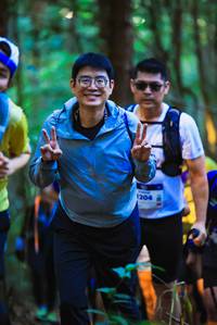 BIB: 1204, 
                            <button type="button" onclick="openModal(19152693)" class="btn btn-primary btn-sm float-right btn-popup" data-toggle="modal" data-target=".modal-high-quality">
                        <i class="fas fa-shopping-cart"></i> Add to Cart
                    </button>
                                            <button type="button" onclick="isThisMe(19152693, true)" class="btn btn-success btn-sm float-right btn-popup btn-isme hidden" data-toggle="tooltip" data-placement="bottom" title="นี่คือรูปของคุณใช่ไหม คลิกที่นี่เพื่อเอาเข้าอัลบั้ม">
                        <i class="fas fa-plus"></i> Add to album
                    </button>
                    <button type="button" onclick="isThisMe(19152693, false)" class="btn btn-warning btn-sm float-right btn-popup btn-isnotme hidden">
                        <i class="fas fa-ban"></i> Remove from album
                    </button>