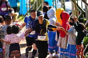 BIB: 1034
                            <button type="button" onclick="openModal(19307589)" class="btn btn-primary btn-sm float-right btn-popup" data-toggle="modal" data-target=".modal-high-quality">
                        <i class="fas fa-shopping-cart"></i> Add to Cart
                    </button>
                                            <button type="button" onclick="isThisMe(19307589, true)" class="btn btn-success btn-sm float-right btn-popup btn-isme hidden" data-toggle="tooltip" data-placement="bottom" title="นี่คือรูปของคุณใช่ไหม คลิกที่นี่เพื่อเอาเข้าอัลบั้ม">
                        <i class="fas fa-plus"></i> Add to album
                    </button>
                    <button type="button" onclick="isThisMe(19307589, false)" class="btn btn-warning btn-sm float-right btn-popup btn-isnotme hidden">
                        <i class="fas fa-ban"></i> Remove from album
                    </button>