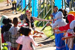 BIB: 
                            <button type="button" onclick="openModal(19305887)" class="btn btn-primary btn-sm float-right btn-popup" data-toggle="modal" data-target=".modal-high-quality">
                        <i class="fas fa-shopping-cart"></i> Add to Cart
                    </button>
                                            <button type="button" onclick="isThisMe(19305887, true)" class="btn btn-success btn-sm float-right btn-popup btn-isme hidden" data-toggle="tooltip" data-placement="bottom" title="นี่คือรูปของคุณใช่ไหม คลิกที่นี่เพื่อเอาเข้าอัลบั้ม">
                        <i class="fas fa-plus"></i> Add to album
                    </button>
                    <button type="button" onclick="isThisMe(19305887, false)" class="btn btn-warning btn-sm float-right btn-popup btn-isnotme hidden">
                        <i class="fas fa-ban"></i> Remove from album
                    </button>