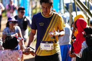 BIB: 1094
                            <button type="button" onclick="openModal(19310704)" class="btn btn-primary btn-sm float-right btn-popup" data-toggle="modal" data-target=".modal-high-quality">
                        <i class="fas fa-shopping-cart"></i> Add to Cart
                    </button>
                                            <button type="button" onclick="isThisMe(19310704, true)" class="btn btn-success btn-sm float-right btn-popup btn-isme hidden" data-toggle="tooltip" data-placement="bottom" title="นี่คือรูปของคุณใช่ไหม คลิกที่นี่เพื่อเอาเข้าอัลบั้ม">
                        <i class="fas fa-plus"></i> Add to album
                    </button>
                    <button type="button" onclick="isThisMe(19310704, false)" class="btn btn-warning btn-sm float-right btn-popup btn-isnotme hidden">
                        <i class="fas fa-ban"></i> Remove from album
                    </button>