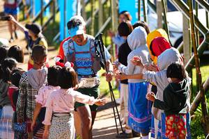 BIB: 2199, 011
                            <button type="button" onclick="openModal(19307102)" class="btn btn-primary btn-sm float-right btn-popup" data-toggle="modal" data-target=".modal-high-quality">
                        <i class="fas fa-shopping-cart"></i> Add to Cart
                    </button>
                                            <button type="button" onclick="isThisMe(19307102, true)" class="btn btn-success btn-sm float-right btn-popup btn-isme hidden" data-toggle="tooltip" data-placement="bottom" title="นี่คือรูปของคุณใช่ไหม คลิกที่นี่เพื่อเอาเข้าอัลบั้ม">
                        <i class="fas fa-plus"></i> Add to album
                    </button>
                    <button type="button" onclick="isThisMe(19307102, false)" class="btn btn-warning btn-sm float-right btn-popup btn-isnotme hidden">
                        <i class="fas fa-ban"></i> Remove from album
                    </button>