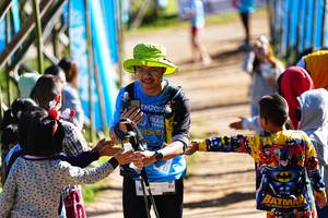 BIB: 202, 
                            <button type="button" onclick="openModal(19303381)" class="btn btn-primary btn-sm float-right btn-popup" data-toggle="modal" data-target=".modal-high-quality">
                        <i class="fas fa-shopping-cart"></i> Add to Cart
                    </button>
                                            <button type="button" onclick="isThisMe(19303381, true)" class="btn btn-success btn-sm float-right btn-popup btn-isme hidden" data-toggle="tooltip" data-placement="bottom" title="นี่คือรูปของคุณใช่ไหม คลิกที่นี่เพื่อเอาเข้าอัลบั้ม">
                        <i class="fas fa-plus"></i> Add to album
                    </button>
                    <button type="button" onclick="isThisMe(19303381, false)" class="btn btn-warning btn-sm float-right btn-popup btn-isnotme hidden">
                        <i class="fas fa-ban"></i> Remove from album
                    </button>