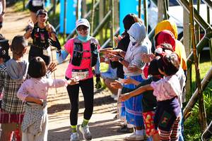 BIB: 3410
                            <button type="button" onclick="openModal(19310403)" class="btn btn-primary btn-sm float-right btn-popup" data-toggle="modal" data-target=".modal-high-quality">
                        <i class="fas fa-shopping-cart"></i> Add to Cart
                    </button>
                                            <button type="button" onclick="isThisMe(19310403, true)" class="btn btn-success btn-sm float-right btn-popup btn-isme hidden" data-toggle="tooltip" data-placement="bottom" title="นี่คือรูปของคุณใช่ไหม คลิกที่นี่เพื่อเอาเข้าอัลบั้ม">
                        <i class="fas fa-plus"></i> Add to album
                    </button>
                    <button type="button" onclick="isThisMe(19310403, false)" class="btn btn-warning btn-sm float-right btn-popup btn-isnotme hidden">
                        <i class="fas fa-ban"></i> Remove from album
                    </button>