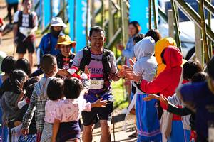 BIB: 2993
                            <button type="button" onclick="openModal(19307737)" class="btn btn-primary btn-sm float-right btn-popup" data-toggle="modal" data-target=".modal-high-quality">
                        <i class="fas fa-shopping-cart"></i> Add to Cart
                    </button>
                                            <button type="button" onclick="isThisMe(19307737, true)" class="btn btn-success btn-sm float-right btn-popup btn-isme hidden" data-toggle="tooltip" data-placement="bottom" title="นี่คือรูปของคุณใช่ไหม คลิกที่นี่เพื่อเอาเข้าอัลบั้ม">
                        <i class="fas fa-plus"></i> Add to album
                    </button>
                    <button type="button" onclick="isThisMe(19307737, false)" class="btn btn-warning btn-sm float-right btn-popup btn-isnotme hidden">
                        <i class="fas fa-ban"></i> Remove from album
                    </button>