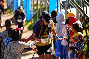 BIB: 1103
                            <button type="button" onclick="openModal(19304193)" class="btn btn-primary btn-sm float-right btn-popup" data-toggle="modal" data-target=".modal-high-quality">
                        <i class="fas fa-shopping-cart"></i> Add to Cart
                    </button>
                                            <button type="button" onclick="isThisMe(19304193, true)" class="btn btn-success btn-sm float-right btn-popup btn-isme hidden" data-toggle="tooltip" data-placement="bottom" title="นี่คือรูปของคุณใช่ไหม คลิกที่นี่เพื่อเอาเข้าอัลบั้ม">
                        <i class="fas fa-plus"></i> Add to album
                    </button>
                    <button type="button" onclick="isThisMe(19304193, false)" class="btn btn-warning btn-sm float-right btn-popup btn-isnotme hidden">
                        <i class="fas fa-ban"></i> Remove from album
                    </button>