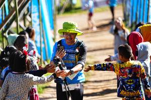 BIB: 202, 
                            <button type="button" onclick="openModal(19303379)" class="btn btn-primary btn-sm float-right btn-popup" data-toggle="modal" data-target=".modal-high-quality">
                        <i class="fas fa-shopping-cart"></i> Add to Cart
                    </button>
                                            <button type="button" onclick="isThisMe(19303379, true)" class="btn btn-success btn-sm float-right btn-popup btn-isme hidden" data-toggle="tooltip" data-placement="bottom" title="นี่คือรูปของคุณใช่ไหม คลิกที่นี่เพื่อเอาเข้าอัลบั้ม">
                        <i class="fas fa-plus"></i> Add to album
                    </button>
                    <button type="button" onclick="isThisMe(19303379, false)" class="btn btn-warning btn-sm float-right btn-popup btn-isnotme hidden">
                        <i class="fas fa-ban"></i> Remove from album
                    </button>