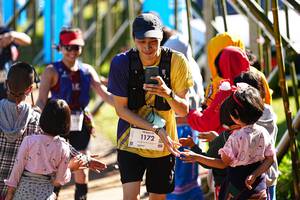 BIB: 1172
                            <button type="button" onclick="openModal(19310564)" class="btn btn-primary btn-sm float-right btn-popup" data-toggle="modal" data-target=".modal-high-quality">
                        <i class="fas fa-shopping-cart"></i> Add to Cart
                    </button>
                                            <button type="button" onclick="isThisMe(19310564, true)" class="btn btn-success btn-sm float-right btn-popup btn-isme hidden" data-toggle="tooltip" data-placement="bottom" title="นี่คือรูปของคุณใช่ไหม คลิกที่นี่เพื่อเอาเข้าอัลบั้ม">
                        <i class="fas fa-plus"></i> Add to album
                    </button>
                    <button type="button" onclick="isThisMe(19310564, false)" class="btn btn-warning btn-sm float-right btn-popup btn-isnotme hidden">
                        <i class="fas fa-ban"></i> Remove from album
                    </button>