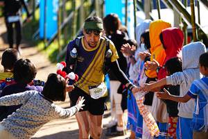 BIB: 9417
                            <button type="button" onclick="openModal(19304894)" class="btn btn-primary btn-sm float-right btn-popup" data-toggle="modal" data-target=".modal-high-quality">
                        <i class="fas fa-shopping-cart"></i> Add to Cart
                    </button>
                                            <button type="button" onclick="isThisMe(19304894, true)" class="btn btn-success btn-sm float-right btn-popup btn-isme hidden" data-toggle="tooltip" data-placement="bottom" title="นี่คือรูปของคุณใช่ไหม คลิกที่นี่เพื่อเอาเข้าอัลบั้ม">
                        <i class="fas fa-plus"></i> Add to album
                    </button>
                    <button type="button" onclick="isThisMe(19304894, false)" class="btn btn-warning btn-sm float-right btn-popup btn-isnotme hidden">
                        <i class="fas fa-ban"></i> Remove from album
                    </button>