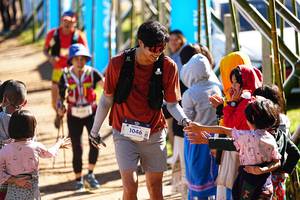 BIB: 1046
                            <button type="button" onclick="openModal(19309117)" class="btn btn-primary btn-sm float-right btn-popup" data-toggle="modal" data-target=".modal-high-quality">
                        <i class="fas fa-shopping-cart"></i> Add to Cart
                    </button>
                                            <button type="button" onclick="isThisMe(19309117, true)" class="btn btn-success btn-sm float-right btn-popup btn-isme hidden" data-toggle="tooltip" data-placement="bottom" title="นี่คือรูปของคุณใช่ไหม คลิกที่นี่เพื่อเอาเข้าอัลบั้ม">
                        <i class="fas fa-plus"></i> Add to album
                    </button>
                    <button type="button" onclick="isThisMe(19309117, false)" class="btn btn-warning btn-sm float-right btn-popup btn-isnotme hidden">
                        <i class="fas fa-ban"></i> Remove from album
                    </button>