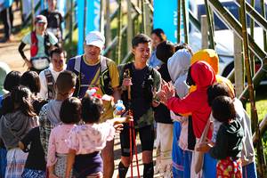 BIB: 
                            <button type="button" onclick="openModal(19307936)" class="btn btn-primary btn-sm float-right btn-popup" data-toggle="modal" data-target=".modal-high-quality">
                        <i class="fas fa-shopping-cart"></i> Add to Cart
                    </button>
                                            <button type="button" onclick="isThisMe(19307936, true)" class="btn btn-success btn-sm float-right btn-popup btn-isme hidden" data-toggle="tooltip" data-placement="bottom" title="นี่คือรูปของคุณใช่ไหม คลิกที่นี่เพื่อเอาเข้าอัลบั้ม">
                        <i class="fas fa-plus"></i> Add to album
                    </button>
                    <button type="button" onclick="isThisMe(19307936, false)" class="btn btn-warning btn-sm float-right btn-popup btn-isnotme hidden">
                        <i class="fas fa-ban"></i> Remove from album
                    </button>