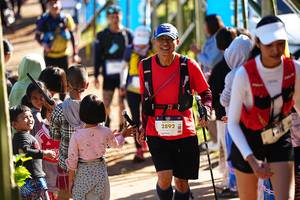 BIB: 2892
                            <button type="button" onclick="openModal(19310086)" class="btn btn-primary btn-sm float-right btn-popup" data-toggle="modal" data-target=".modal-high-quality">
                        <i class="fas fa-shopping-cart"></i> Add to Cart
                    </button>
                                            <button type="button" onclick="isThisMe(19310086, true)" class="btn btn-success btn-sm float-right btn-popup btn-isme hidden" data-toggle="tooltip" data-placement="bottom" title="นี่คือรูปของคุณใช่ไหม คลิกที่นี่เพื่อเอาเข้าอัลบั้ม">
                        <i class="fas fa-plus"></i> Add to album
                    </button>
                    <button type="button" onclick="isThisMe(19310086, false)" class="btn btn-warning btn-sm float-right btn-popup btn-isnotme hidden">
                        <i class="fas fa-ban"></i> Remove from album
                    </button>