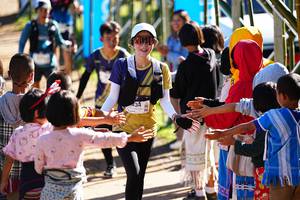 BIB: 
                            <button type="button" onclick="openModal(19306024)" class="btn btn-primary btn-sm float-right btn-popup" data-toggle="modal" data-target=".modal-high-quality">
                        <i class="fas fa-shopping-cart"></i> Add to Cart
                    </button>
                                            <button type="button" onclick="isThisMe(19306024, true)" class="btn btn-success btn-sm float-right btn-popup btn-isme hidden" data-toggle="tooltip" data-placement="bottom" title="นี่คือรูปของคุณใช่ไหม คลิกที่นี่เพื่อเอาเข้าอัลบั้ม">
                        <i class="fas fa-plus"></i> Add to album
                    </button>
                    <button type="button" onclick="isThisMe(19306024, false)" class="btn btn-warning btn-sm float-right btn-popup btn-isnotme hidden">
                        <i class="fas fa-ban"></i> Remove from album
                    </button>