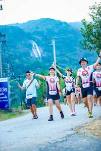 BIB: 130
                            <button type="button" onclick="openModal(19013870)" class="btn btn-primary btn-sm float-right btn-popup" data-toggle="modal" data-target=".modal-high-quality">
                        <i class="fas fa-shopping-cart"></i> Add to Cart
                    </button>
                                            <button type="button" onclick="isThisMe(19013870, true)" class="btn btn-success btn-sm float-right btn-popup btn-isme hidden" data-toggle="tooltip" data-placement="bottom" title="นี่คือรูปของคุณใช่ไหม คลิกที่นี่เพื่อเอาเข้าอัลบั้ม">
                        <i class="fas fa-plus"></i> Add to album
                    </button>
                    <button type="button" onclick="isThisMe(19013870, false)" class="btn btn-warning btn-sm float-right btn-popup btn-isnotme hidden">
                        <i class="fas fa-ban"></i> Remove from album
                    </button>