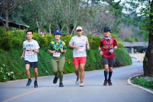 BIB: 
                            <button type="button" onclick="openModal(19148256)" class="btn btn-primary btn-sm float-right btn-popup" data-toggle="modal" data-target=".modal-high-quality">
                        <i class="fas fa-shopping-cart"></i> Add to Cart
                    </button>
                                            <button type="button" onclick="isThisMe(19148256, true)" class="btn btn-success btn-sm float-right btn-popup btn-isme hidden" data-toggle="tooltip" data-placement="bottom" title="นี่คือรูปของคุณใช่ไหม คลิกที่นี่เพื่อเอาเข้าอัลบั้ม">
                        <i class="fas fa-plus"></i> Add to album
                    </button>
                    <button type="button" onclick="isThisMe(19148256, false)" class="btn btn-warning btn-sm float-right btn-popup btn-isnotme hidden">
                        <i class="fas fa-ban"></i> Remove from album
                    </button>