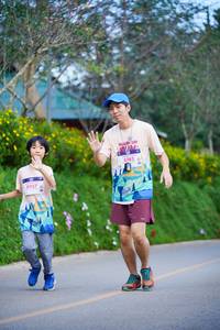 BIB: 8057, 8142
                            <button type="button" onclick="openModal(19147493)" class="btn btn-primary btn-sm float-right btn-popup" data-toggle="modal" data-target=".modal-high-quality">
                        <i class="fas fa-shopping-cart"></i> Add to Cart
                    </button>
                                            <button type="button" onclick="isThisMe(19147493, true)" class="btn btn-success btn-sm float-right btn-popup btn-isme hidden" data-toggle="tooltip" data-placement="bottom" title="นี่คือรูปของคุณใช่ไหม คลิกที่นี่เพื่อเอาเข้าอัลบั้ม">
                        <i class="fas fa-plus"></i> Add to album
                    </button>
                    <button type="button" onclick="isThisMe(19147493, false)" class="btn btn-warning btn-sm float-right btn-popup btn-isnotme hidden">
                        <i class="fas fa-ban"></i> Remove from album
                    </button>