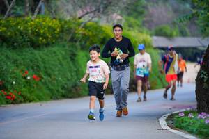 BIB: 8115
                            <button type="button" onclick="openModal(19147096)" class="btn btn-primary btn-sm float-right btn-popup" data-toggle="modal" data-target=".modal-high-quality">
                        <i class="fas fa-shopping-cart"></i> Add to Cart
                    </button>
                                            <button type="button" onclick="isThisMe(19147096, true)" class="btn btn-success btn-sm float-right btn-popup btn-isme hidden" data-toggle="tooltip" data-placement="bottom" title="นี่คือรูปของคุณใช่ไหม คลิกที่นี่เพื่อเอาเข้าอัลบั้ม">
                        <i class="fas fa-plus"></i> Add to album
                    </button>
                    <button type="button" onclick="isThisMe(19147096, false)" class="btn btn-warning btn-sm float-right btn-popup btn-isnotme hidden">
                        <i class="fas fa-ban"></i> Remove from album
                    </button>