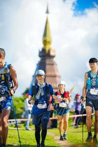 BIB: 924
                            <button type="button" onclick="openModal(19312470)" class="btn btn-primary btn-sm float-right btn-popup" data-toggle="modal" data-target=".modal-high-quality">
                        <i class="fas fa-shopping-cart"></i> Add to Cart
                    </button>
                                            <button type="button" onclick="isThisMe(19312470, true)" class="btn btn-success btn-sm float-right btn-popup btn-isme hidden" data-toggle="tooltip" data-placement="bottom" title="นี่คือรูปของคุณใช่ไหม คลิกที่นี่เพื่อเอาเข้าอัลบั้ม">
                        <i class="fas fa-plus"></i> Add to album
                    </button>
                    <button type="button" onclick="isThisMe(19312470, false)" class="btn btn-warning btn-sm float-right btn-popup btn-isnotme hidden">
                        <i class="fas fa-ban"></i> Remove from album
                    </button>