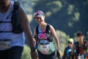 BIB: 909
                            <button type="button" onclick="openModal(19333961)" class="btn btn-primary btn-sm float-right btn-popup" data-toggle="modal" data-target=".modal-high-quality">
                        <i class="fas fa-shopping-cart"></i> Add to Cart
                    </button>
                                            <button type="button" onclick="isThisMe(19333961, true)" class="btn btn-success btn-sm float-right btn-popup btn-isme hidden" data-toggle="tooltip" data-placement="bottom" title="นี่คือรูปของคุณใช่ไหม คลิกที่นี่เพื่อเอาเข้าอัลบั้ม">
                        <i class="fas fa-plus"></i> Add to album
                    </button>
                    <button type="button" onclick="isThisMe(19333961, false)" class="btn btn-warning btn-sm float-right btn-popup btn-isnotme hidden">
                        <i class="fas fa-ban"></i> Remove from album
                    </button>