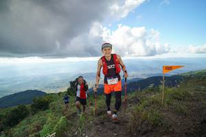 BIB: 6975, 
                            <button type="button" onclick="openModal(18989133)" class="btn btn-primary btn-sm float-right btn-popup" data-toggle="modal" data-target=".modal-high-quality">
                        <i class="fas fa-shopping-cart"></i> Add to Cart
                    </button>
                                            <button type="button" onclick="isThisMe(18989133, true)" class="btn btn-success btn-sm float-right btn-popup btn-isme hidden" data-toggle="tooltip" data-placement="bottom" title="นี่คือรูปของคุณใช่ไหม คลิกที่นี่เพื่อเอาเข้าอัลบั้ม">
                        <i class="fas fa-plus"></i> Add to album
                    </button>
                    <button type="button" onclick="isThisMe(18989133, false)" class="btn btn-warning btn-sm float-right btn-popup btn-isnotme hidden">
                        <i class="fas fa-ban"></i> Remove from album
                    </button>