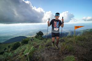 BIB: 3107, 2009
                            <button type="button" onclick="openModal(18987297)" class="btn btn-primary btn-sm float-right btn-popup" data-toggle="modal" data-target=".modal-high-quality">
                        <i class="fas fa-shopping-cart"></i> Add to Cart
                    </button>
                                            <button type="button" onclick="isThisMe(18987297, true)" class="btn btn-success btn-sm float-right btn-popup btn-isme hidden" data-toggle="tooltip" data-placement="bottom" title="นี่คือรูปของคุณใช่ไหม คลิกที่นี่เพื่อเอาเข้าอัลบั้ม">
                        <i class="fas fa-plus"></i> Add to album
                    </button>
                    <button type="button" onclick="isThisMe(18987297, false)" class="btn btn-warning btn-sm float-right btn-popup btn-isnotme hidden">
                        <i class="fas fa-ban"></i> Remove from album
                    </button>