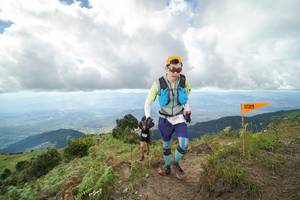 BIB: 3073
                            <button type="button" onclick="openModal(18983501)" class="btn btn-primary btn-sm float-right btn-popup" data-toggle="modal" data-target=".modal-high-quality">
                        <i class="fas fa-shopping-cart"></i> Add to Cart
                    </button>
                                            <button type="button" onclick="isThisMe(18983501, true)" class="btn btn-success btn-sm float-right btn-popup btn-isme hidden" data-toggle="tooltip" data-placement="bottom" title="นี่คือรูปของคุณใช่ไหม คลิกที่นี่เพื่อเอาเข้าอัลบั้ม">
                        <i class="fas fa-plus"></i> Add to album
                    </button>
                    <button type="button" onclick="isThisMe(18983501, false)" class="btn btn-warning btn-sm float-right btn-popup btn-isnotme hidden">
                        <i class="fas fa-ban"></i> Remove from album
                    </button>