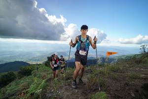 BIB: 5383
                            <button type="button" onclick="openModal(18990139)" class="btn btn-primary btn-sm float-right btn-popup" data-toggle="modal" data-target=".modal-high-quality">
                        <i class="fas fa-shopping-cart"></i> Add to Cart
                    </button>
                                            <button type="button" onclick="isThisMe(18990139, true)" class="btn btn-success btn-sm float-right btn-popup btn-isme hidden" data-toggle="tooltip" data-placement="bottom" title="นี่คือรูปของคุณใช่ไหม คลิกที่นี่เพื่อเอาเข้าอัลบั้ม">
                        <i class="fas fa-plus"></i> Add to album
                    </button>
                    <button type="button" onclick="isThisMe(18990139, false)" class="btn btn-warning btn-sm float-right btn-popup btn-isnotme hidden">
                        <i class="fas fa-ban"></i> Remove from album
                    </button>