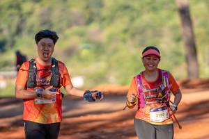 BIB: 3180
                            <button type="button" onclick="openModal(19085797)" class="btn btn-primary btn-sm float-right btn-popup" data-toggle="modal" data-target=".modal-high-quality">
                        <i class="fas fa-shopping-cart"></i> Add to Cart
                    </button>
                                            <button type="button" onclick="isThisMe(19085797, true)" class="btn btn-success btn-sm float-right btn-popup btn-isme hidden" data-toggle="tooltip" data-placement="bottom" title="นี่คือรูปของคุณใช่ไหม คลิกที่นี่เพื่อเอาเข้าอัลบั้ม">
                        <i class="fas fa-plus"></i> Add to album
                    </button>
                    <button type="button" onclick="isThisMe(19085797, false)" class="btn btn-warning btn-sm float-right btn-popup btn-isnotme hidden">
                        <i class="fas fa-ban"></i> Remove from album
                    </button>