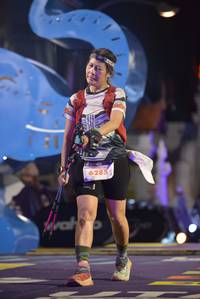 BIB: 6285, 
                            <button type="button" onclick="openModal(22795243)" class="btn btn-primary btn-sm float-right btn-popup" data-toggle="modal" data-target=".modal-high-quality">
                        <i class="fas fa-shopping-cart"></i> Add to Cart
                    </button>
                                            <button type="button" onclick="isThisMe(22795243, true)" class="btn btn-success btn-sm float-right btn-popup btn-isme hidden" data-toggle="tooltip" data-placement="bottom" title="นี่คือรูปของคุณใช่ไหม คลิกที่นี่เพื่อเอาเข้าอัลบั้ม">
                        <i class="fas fa-plus"></i> Add to album
                    </button>
                    <button type="button" onclick="isThisMe(22795243, false)" class="btn btn-warning btn-sm float-right btn-popup btn-isnotme hidden">
                        <i class="fas fa-ban"></i> Remove from album
                    </button>