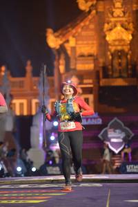 BIB: 2009
                            <button type="button" onclick="openModal(22795037)" class="btn btn-primary btn-sm float-right btn-popup" data-toggle="modal" data-target=".modal-high-quality">
                        <i class="fas fa-shopping-cart"></i> Add to Cart
                    </button>
                                            <button type="button" onclick="isThisMe(22795037, true)" class="btn btn-success btn-sm float-right btn-popup btn-isme hidden" data-toggle="tooltip" data-placement="bottom" title="นี่คือรูปของคุณใช่ไหม คลิกที่นี่เพื่อเอาเข้าอัลบั้ม">
                        <i class="fas fa-plus"></i> Add to album
                    </button>
                    <button type="button" onclick="isThisMe(22795037, false)" class="btn btn-warning btn-sm float-right btn-popup btn-isnotme hidden">
                        <i class="fas fa-ban"></i> Remove from album
                    </button>