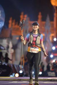 BIB: 6333
                            <button type="button" onclick="openModal(22795017)" class="btn btn-primary btn-sm float-right btn-popup" data-toggle="modal" data-target=".modal-high-quality">
                        <i class="fas fa-shopping-cart"></i> Add to Cart
                    </button>
                                            <button type="button" onclick="isThisMe(22795017, true)" class="btn btn-success btn-sm float-right btn-popup btn-isme hidden" data-toggle="tooltip" data-placement="bottom" title="นี่คือรูปของคุณใช่ไหม คลิกที่นี่เพื่อเอาเข้าอัลบั้ม">
                        <i class="fas fa-plus"></i> Add to album
                    </button>
                    <button type="button" onclick="isThisMe(22795017, false)" class="btn btn-warning btn-sm float-right btn-popup btn-isnotme hidden">
                        <i class="fas fa-ban"></i> Remove from album
                    </button>