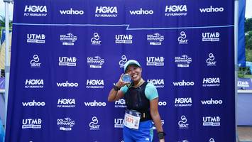 BIB: 5571, 
                            <button type="button" onclick="openModal(22792914)" class="btn btn-primary btn-sm float-right btn-popup" data-toggle="modal" data-target=".modal-high-quality">
                        <i class="fas fa-shopping-cart"></i> Add to Cart
                    </button>
                                            <button type="button" onclick="isThisMe(22792914, true)" class="btn btn-success btn-sm float-right btn-popup btn-isme hidden" data-toggle="tooltip" data-placement="bottom" title="นี่คือรูปของคุณใช่ไหม คลิกที่นี่เพื่อเอาเข้าอัลบั้ม">
                        <i class="fas fa-plus"></i> Add to album
                    </button>
                    <button type="button" onclick="isThisMe(22792914, false)" class="btn btn-warning btn-sm float-right btn-popup btn-isnotme hidden">
                        <i class="fas fa-ban"></i> Remove from album
                    </button>