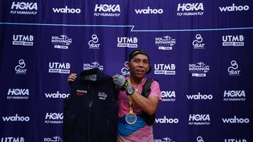 BIB: 134
                            <button type="button" onclick="openModal(22792185)" class="btn btn-primary btn-sm float-right btn-popup" data-toggle="modal" data-target=".modal-high-quality">
                        <i class="fas fa-shopping-cart"></i> Add to Cart
                    </button>
                                            <button type="button" onclick="isThisMe(22792185, true)" class="btn btn-success btn-sm float-right btn-popup btn-isme hidden" data-toggle="tooltip" data-placement="bottom" title="นี่คือรูปของคุณใช่ไหม คลิกที่นี่เพื่อเอาเข้าอัลบั้ม">
                        <i class="fas fa-plus"></i> Add to album
                    </button>
                    <button type="button" onclick="isThisMe(22792185, false)" class="btn btn-warning btn-sm float-right btn-popup btn-isnotme hidden">
                        <i class="fas fa-ban"></i> Remove from album
                    </button>