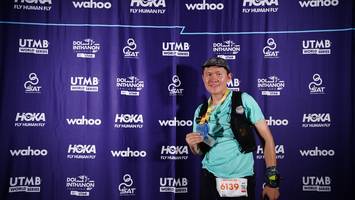 BIB: 6139, 1201
                            <button type="button" onclick="openModal(22793237)" class="btn btn-primary btn-sm float-right btn-popup" data-toggle="modal" data-target=".modal-high-quality">
                        <i class="fas fa-shopping-cart"></i> Add to Cart
                    </button>
                                            <button type="button" onclick="isThisMe(22793237, true)" class="btn btn-success btn-sm float-right btn-popup btn-isme hidden" data-toggle="tooltip" data-placement="bottom" title="นี่คือรูปของคุณใช่ไหม คลิกที่นี่เพื่อเอาเข้าอัลบั้ม">
                        <i class="fas fa-plus"></i> Add to album
                    </button>
                    <button type="button" onclick="isThisMe(22793237, false)" class="btn btn-warning btn-sm float-right btn-popup btn-isnotme hidden">
                        <i class="fas fa-ban"></i> Remove from album
                    </button>