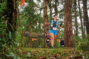 BIB: 933
                            <button type="button" onclick="openModal(22712127)" class="btn btn-primary btn-sm float-right btn-popup" data-toggle="modal" data-target=".modal-high-quality">
                        <i class="fas fa-shopping-cart"></i> Add to Cart
                    </button>
                                            <button type="button" onclick="isThisMe(22712127, true)" class="btn btn-success btn-sm float-right btn-popup btn-isme hidden" data-toggle="tooltip" data-placement="bottom" title="นี่คือรูปของคุณใช่ไหม คลิกที่นี่เพื่อเอาเข้าอัลบั้ม">
                        <i class="fas fa-plus"></i> Add to album
                    </button>
                    <button type="button" onclick="isThisMe(22712127, false)" class="btn btn-warning btn-sm float-right btn-popup btn-isnotme hidden">
                        <i class="fas fa-ban"></i> Remove from album
                    </button>