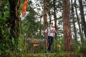 BIB: 6340
                            <button type="button" onclick="openModal(22713083)" class="btn btn-primary btn-sm float-right btn-popup" data-toggle="modal" data-target=".modal-high-quality">
                        <i class="fas fa-shopping-cart"></i> Add to Cart
                    </button>
                                            <button type="button" onclick="isThisMe(22713083, true)" class="btn btn-success btn-sm float-right btn-popup btn-isme hidden" data-toggle="tooltip" data-placement="bottom" title="นี่คือรูปของคุณใช่ไหม คลิกที่นี่เพื่อเอาเข้าอัลบั้ม">
                        <i class="fas fa-plus"></i> Add to album
                    </button>
                    <button type="button" onclick="isThisMe(22713083, false)" class="btn btn-warning btn-sm float-right btn-popup btn-isnotme hidden">
                        <i class="fas fa-ban"></i> Remove from album
                    </button>