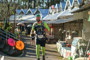 BIB: 2864
                            <button type="button" onclick="openModal(22684854)" class="btn btn-primary btn-sm float-right btn-popup" data-toggle="modal" data-target=".modal-high-quality">
                        <i class="fas fa-shopping-cart"></i> Add to Cart
                    </button>
                                            <button type="button" onclick="isThisMe(22684854, true)" class="btn btn-success btn-sm float-right btn-popup btn-isme hidden" data-toggle="tooltip" data-placement="bottom" title="นี่คือรูปของคุณใช่ไหม คลิกที่นี่เพื่อเอาเข้าอัลบั้ม">
                        <i class="fas fa-plus"></i> Add to album
                    </button>
                    <button type="button" onclick="isThisMe(22684854, false)" class="btn btn-warning btn-sm float-right btn-popup btn-isnotme hidden">
                        <i class="fas fa-ban"></i> Remove from album
                    </button>