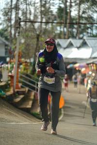 BIB: 30655
                            <button type="button" onclick="openModal(22689020)" class="btn btn-primary btn-sm float-right btn-popup" data-toggle="modal" data-target=".modal-high-quality">
                        <i class="fas fa-shopping-cart"></i> Add to Cart
                    </button>
                                            <button type="button" onclick="isThisMe(22689020, true)" class="btn btn-success btn-sm float-right btn-popup btn-isme hidden" data-toggle="tooltip" data-placement="bottom" title="นี่คือรูปของคุณใช่ไหม คลิกที่นี่เพื่อเอาเข้าอัลบั้ม">
                        <i class="fas fa-plus"></i> Add to album
                    </button>
                    <button type="button" onclick="isThisMe(22689020, false)" class="btn btn-warning btn-sm float-right btn-popup btn-isnotme hidden">
                        <i class="fas fa-ban"></i> Remove from album
                    </button>