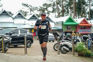 BIB: 2775
                            <button type="button" onclick="openModal(22632749)" class="btn btn-primary btn-sm float-right btn-popup" data-toggle="modal" data-target=".modal-high-quality">
                        <i class="fas fa-shopping-cart"></i> Add to Cart
                    </button>
                                            <button type="button" onclick="isThisMe(22632749, true)" class="btn btn-success btn-sm float-right btn-popup btn-isme hidden" data-toggle="tooltip" data-placement="bottom" title="นี่คือรูปของคุณใช่ไหม คลิกที่นี่เพื่อเอาเข้าอัลบั้ม">
                        <i class="fas fa-plus"></i> Add to album
                    </button>
                    <button type="button" onclick="isThisMe(22632749, false)" class="btn btn-warning btn-sm float-right btn-popup btn-isnotme hidden">
                        <i class="fas fa-ban"></i> Remove from album
                    </button>