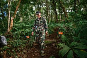 BIB: 2040
                            <button type="button" onclick="openModal(22686615)" class="btn btn-primary btn-sm float-right btn-popup" data-toggle="modal" data-target=".modal-high-quality">
                        <i class="fas fa-shopping-cart"></i> Add to Cart
                    </button>
                                            <button type="button" onclick="isThisMe(22686615, true)" class="btn btn-success btn-sm float-right btn-popup btn-isme hidden" data-toggle="tooltip" data-placement="bottom" title="นี่คือรูปของคุณใช่ไหม คลิกที่นี่เพื่อเอาเข้าอัลบั้ม">
                        <i class="fas fa-plus"></i> Add to album
                    </button>
                    <button type="button" onclick="isThisMe(22686615, false)" class="btn btn-warning btn-sm float-right btn-popup btn-isnotme hidden">
                        <i class="fas fa-ban"></i> Remove from album
                    </button>