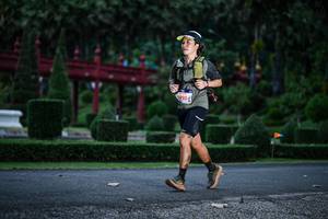 BIB: 1925
                            <button type="button" onclick="openModal(22691544)" class="btn btn-primary btn-sm float-right btn-popup" data-toggle="modal" data-target=".modal-high-quality">
                        <i class="fas fa-shopping-cart"></i> Add to Cart
                    </button>
                                            <button type="button" onclick="isThisMe(22691544, true)" class="btn btn-success btn-sm float-right btn-popup btn-isme hidden" data-toggle="tooltip" data-placement="bottom" title="นี่คือรูปของคุณใช่ไหม คลิกที่นี่เพื่อเอาเข้าอัลบั้ม">
                        <i class="fas fa-plus"></i> Add to album
                    </button>
                    <button type="button" onclick="isThisMe(22691544, false)" class="btn btn-warning btn-sm float-right btn-popup btn-isnotme hidden">
                        <i class="fas fa-ban"></i> Remove from album
                    </button>