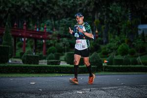 BIB: 5625
                            <button type="button" onclick="openModal(22691479)" class="btn btn-primary btn-sm float-right btn-popup" data-toggle="modal" data-target=".modal-high-quality">
                        <i class="fas fa-shopping-cart"></i> Add to Cart
                    </button>
                                            <button type="button" onclick="isThisMe(22691479, true)" class="btn btn-success btn-sm float-right btn-popup btn-isme hidden" data-toggle="tooltip" data-placement="bottom" title="นี่คือรูปของคุณใช่ไหม คลิกที่นี่เพื่อเอาเข้าอัลบั้ม">
                        <i class="fas fa-plus"></i> Add to album
                    </button>
                    <button type="button" onclick="isThisMe(22691479, false)" class="btn btn-warning btn-sm float-right btn-popup btn-isnotme hidden">
                        <i class="fas fa-ban"></i> Remove from album
                    </button>