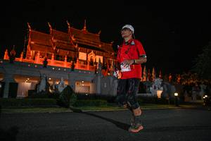 BIB: 6208
                            <button type="button" onclick="openModal(22692615)" class="btn btn-primary btn-sm float-right btn-popup" data-toggle="modal" data-target=".modal-high-quality">
                        <i class="fas fa-shopping-cart"></i> Add to Cart
                    </button>
                                            <button type="button" onclick="isThisMe(22692615, true)" class="btn btn-success btn-sm float-right btn-popup btn-isme hidden" data-toggle="tooltip" data-placement="bottom" title="นี่คือรูปของคุณใช่ไหม คลิกที่นี่เพื่อเอาเข้าอัลบั้ม">
                        <i class="fas fa-plus"></i> Add to album
                    </button>
                    <button type="button" onclick="isThisMe(22692615, false)" class="btn btn-warning btn-sm float-right btn-popup btn-isnotme hidden">
                        <i class="fas fa-ban"></i> Remove from album
                    </button>