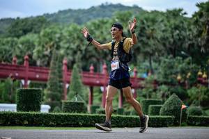 BIB: 0900
                            <button type="button" onclick="openModal(22689614)" class="btn btn-primary btn-sm float-right btn-popup" data-toggle="modal" data-target=".modal-high-quality">
                        <i class="fas fa-shopping-cart"></i> Add to Cart
                    </button>
                                            <button type="button" onclick="isThisMe(22689614, true)" class="btn btn-success btn-sm float-right btn-popup btn-isme hidden" data-toggle="tooltip" data-placement="bottom" title="นี่คือรูปของคุณใช่ไหม คลิกที่นี่เพื่อเอาเข้าอัลบั้ม">
                        <i class="fas fa-plus"></i> Add to album
                    </button>
                    <button type="button" onclick="isThisMe(22689614, false)" class="btn btn-warning btn-sm float-right btn-popup btn-isnotme hidden">
                        <i class="fas fa-ban"></i> Remove from album
                    </button>